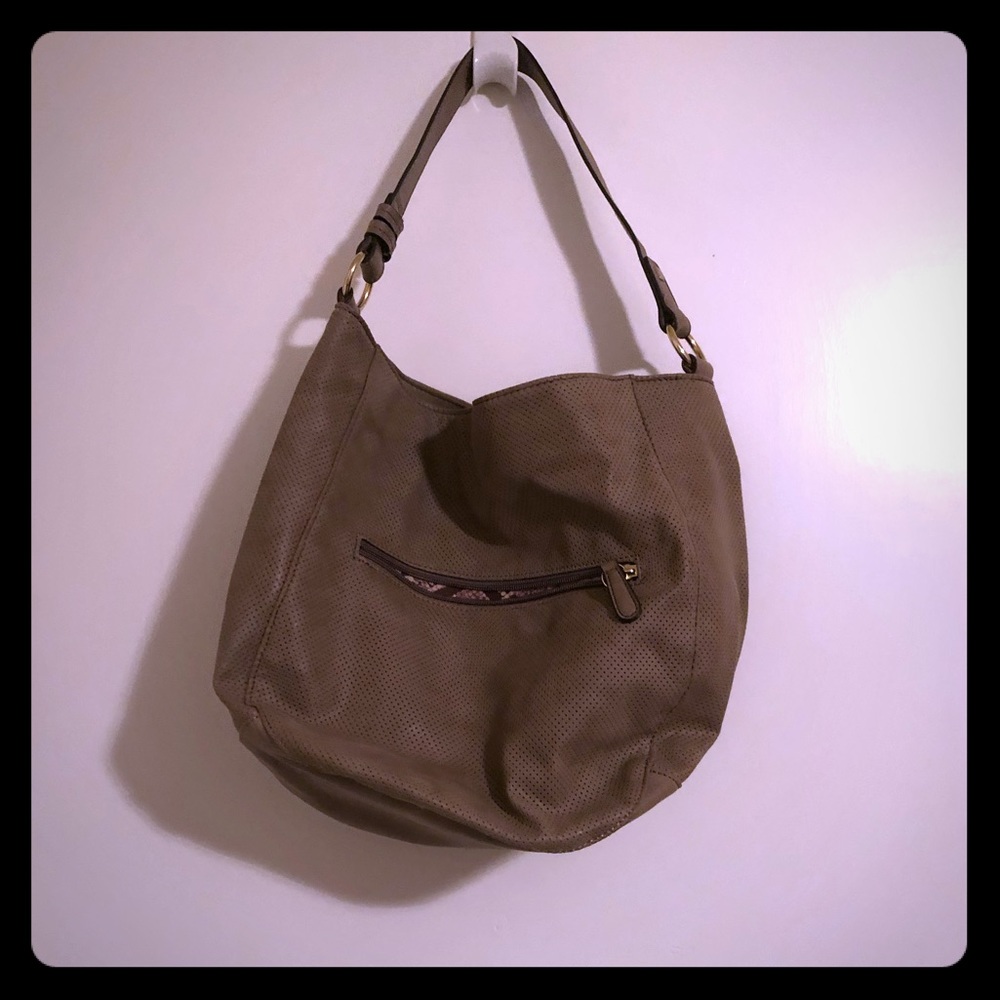 Leather tote